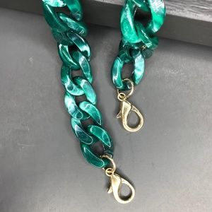 CLOSET REHAB Bags - 🆑 Dark Green Short Acrylic Chain Link Bag Strap CLOSET REHAB Bags - 🆑 Dark Green Short Acrylic Chain Link Bag Strap
